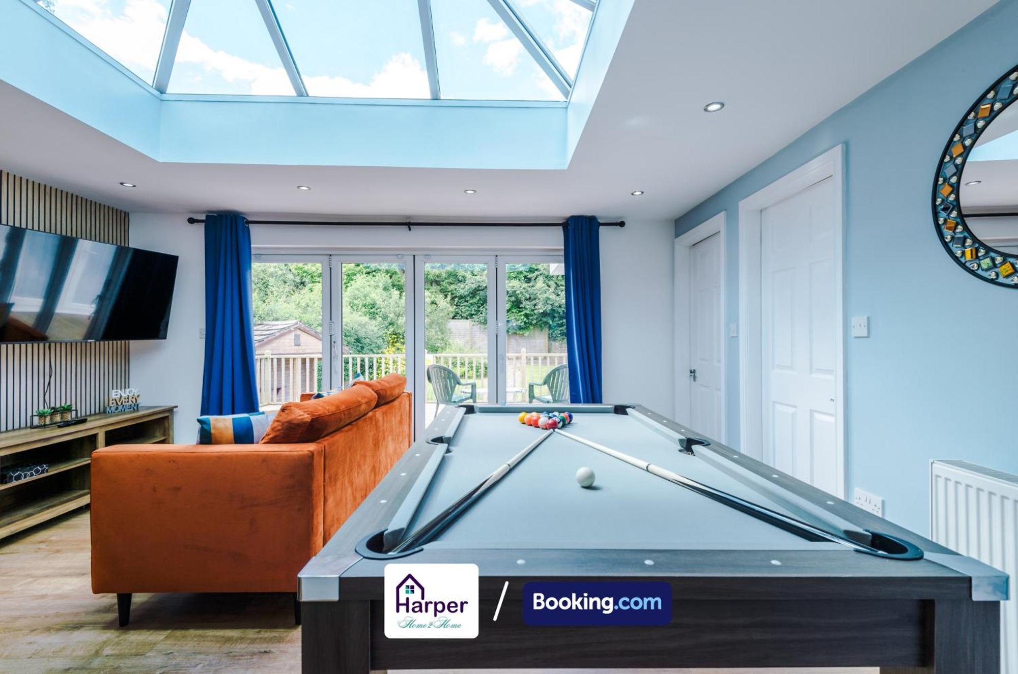 Spacious Detached Bungalow By Harperletting Short Lets & Serviced Accommodation Buckely With Pool Table & Driveway Buckley エクステリア 写真